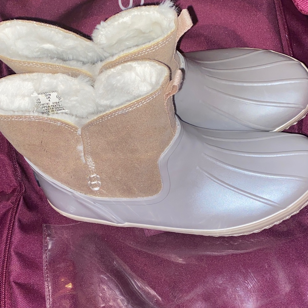 Sperry Waypoint Snow Boots